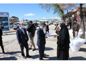 Kaymakam Mehmetbeyoğlu Vatandaşların Sorunlarını Dinledi