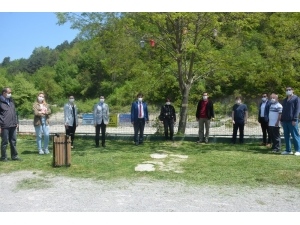 Türkeli’de Yaşam Vadisi’ndeki Ağaçlara 124 Sağlıkçının İsmi Verildi