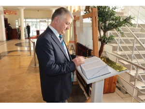 Vali Ersin Yazıcı Türkçe’ye Sahip Çıkmaya Davet Etti