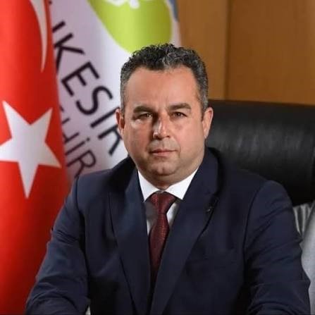 burhaniye-de-buyuksehir-koordinatoru-yazgan-gorevinden-ayrildi