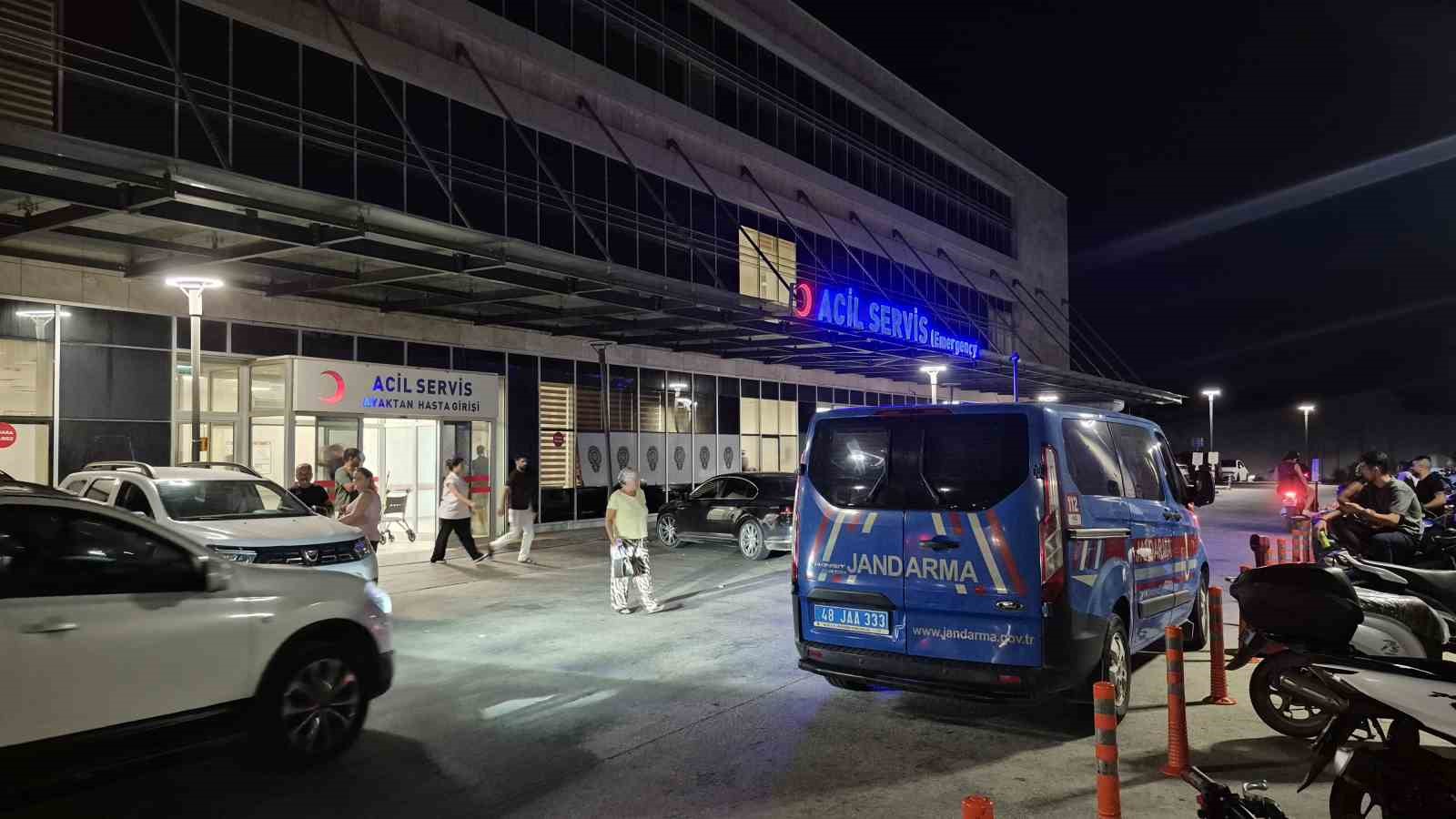 bodrum-da-havuz-kimyasalindan-sizinti-15-kisi-hastaneye-kaldirildi