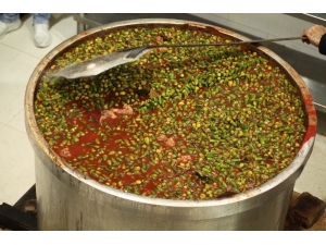 El Halil’deki Tarihi İbrahim Tekkesi, Ramazan Ayında Yoksulları Yalnız Bırakmadı