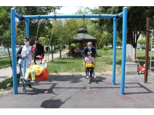 Tosya Kaymakamı Deniz Pişkin, ”Çocuklarımızı Tehlikeden Uzak Tutalım”