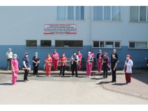 Süleymanpaşa Belediyesi Hemşireler Haftasında Sağlıkçıları Yalnız Bırakmadı