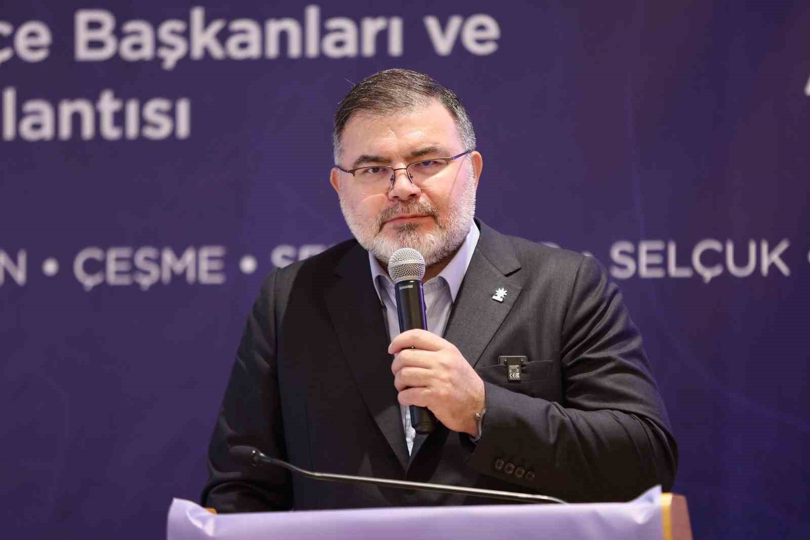 ak-parti-izmir-il-baskani-saygili-dan-cemil-tugay-in-istifasina-iliskin-aciklama