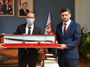 Mhp İl Başkanı Yaşar’dan Rektör Beydemir’e Ziyaret