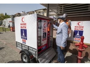 İzmir’de Şimdi De Seyyar Maskematik