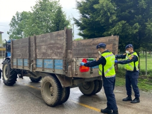 Çiftçiler Gününde Jandarmadan Anlamlı Hediye
