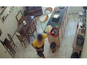 Tezgahta Unutulan Telefonlar Hırsızların Hedefi Oldu