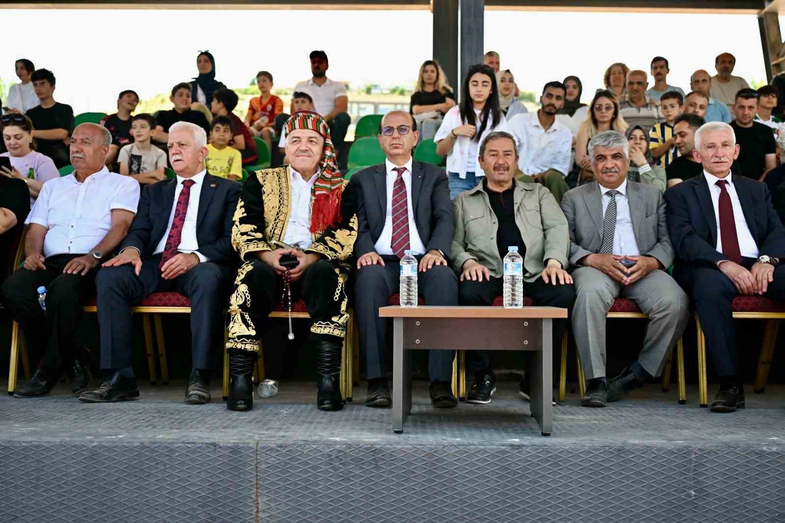 28-yesilyurt-kultur-spor-ve-kiraz-festivali-renkli-ve-cosku-dolu-anlara-sahne-oldu