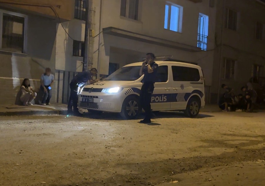 yakinlarinin-haber-alamadigi-40-yasindaki-adam-evinde-olu-bulundu-polis-inceleme-baslatti