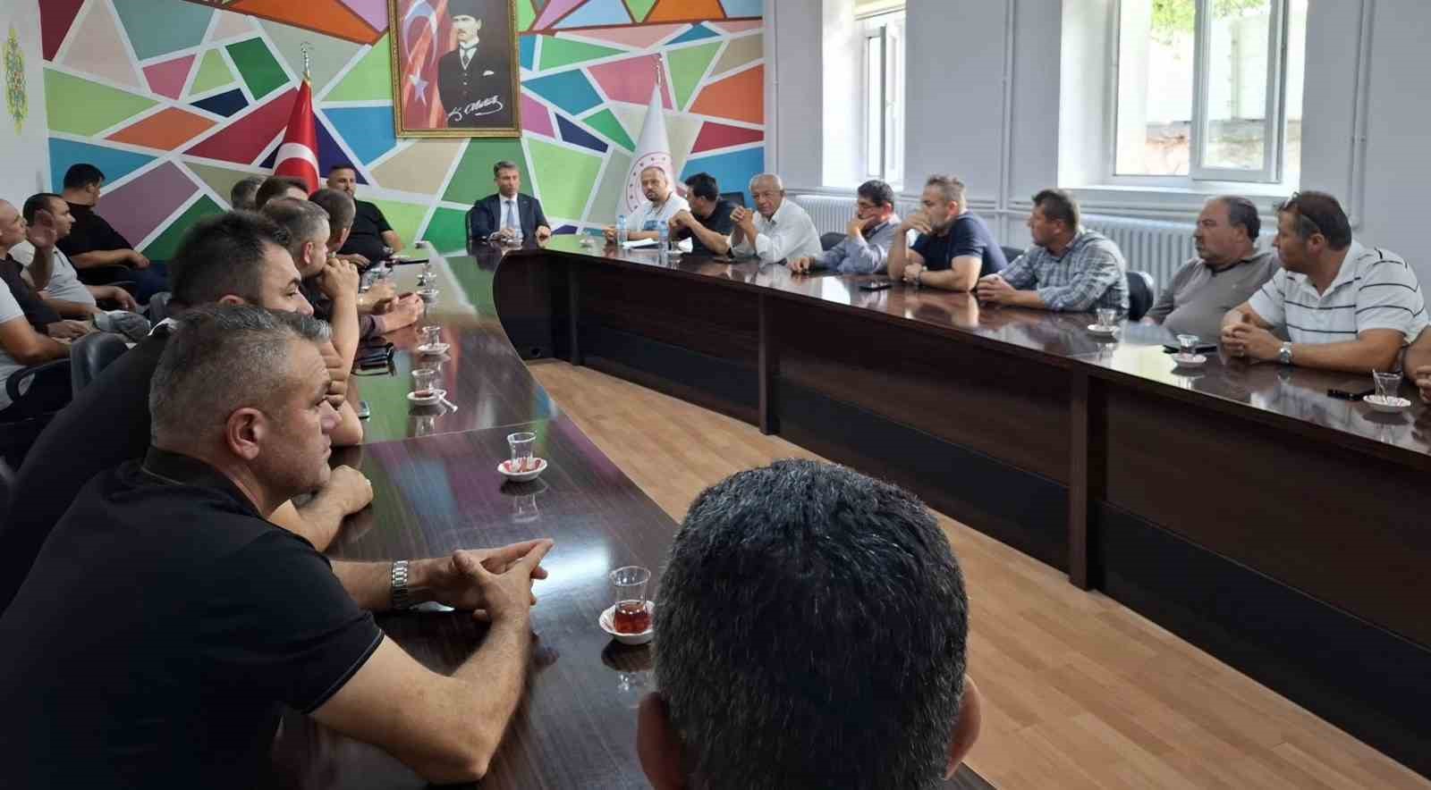 beysehir-de-tasimali-egitim-servis-soforleriyle-istisare-toplantisi