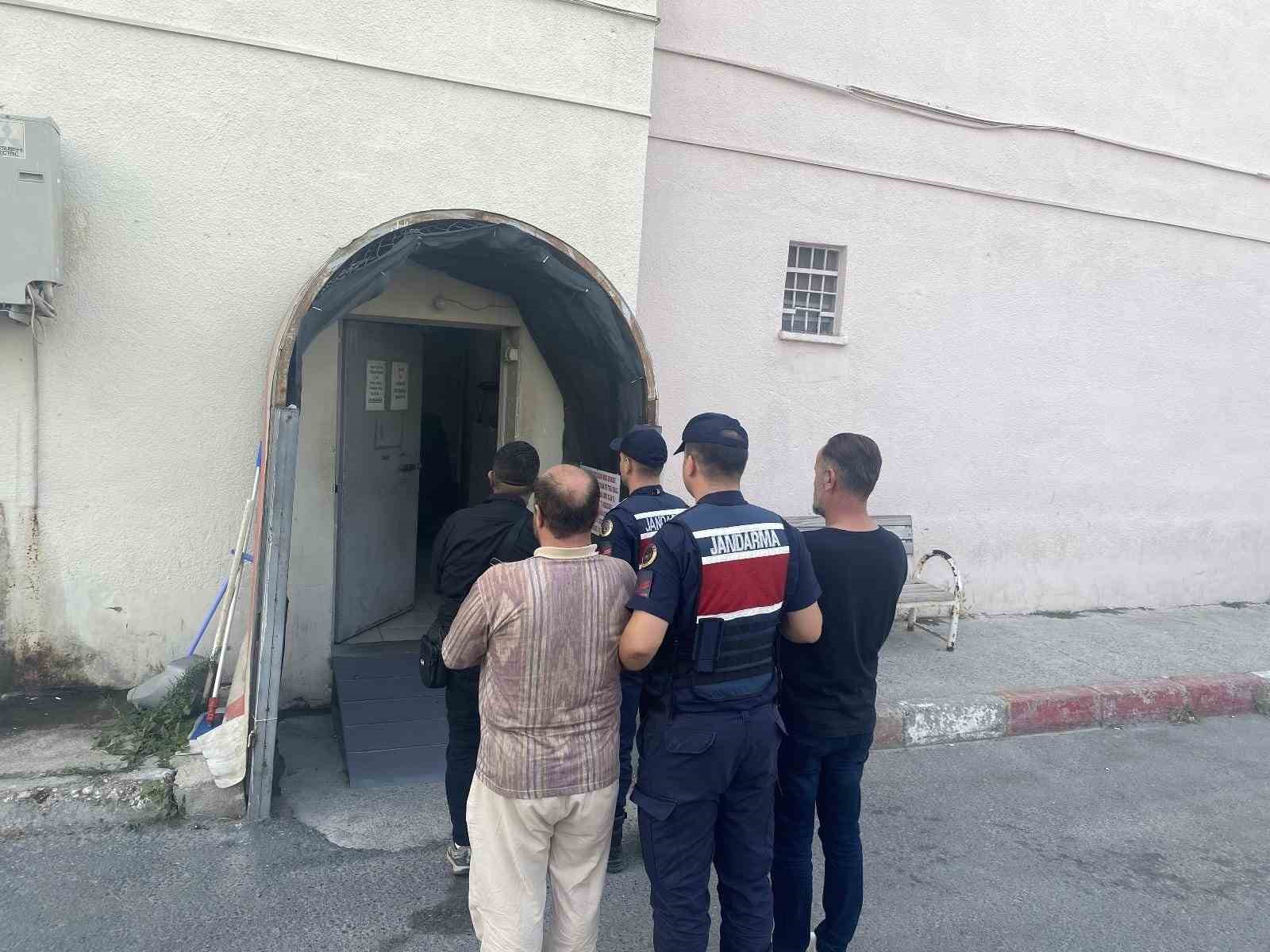 sahte-evrakla-milyonluk-vurgun-girisimine-sucustu-baskin-4-tutuklama