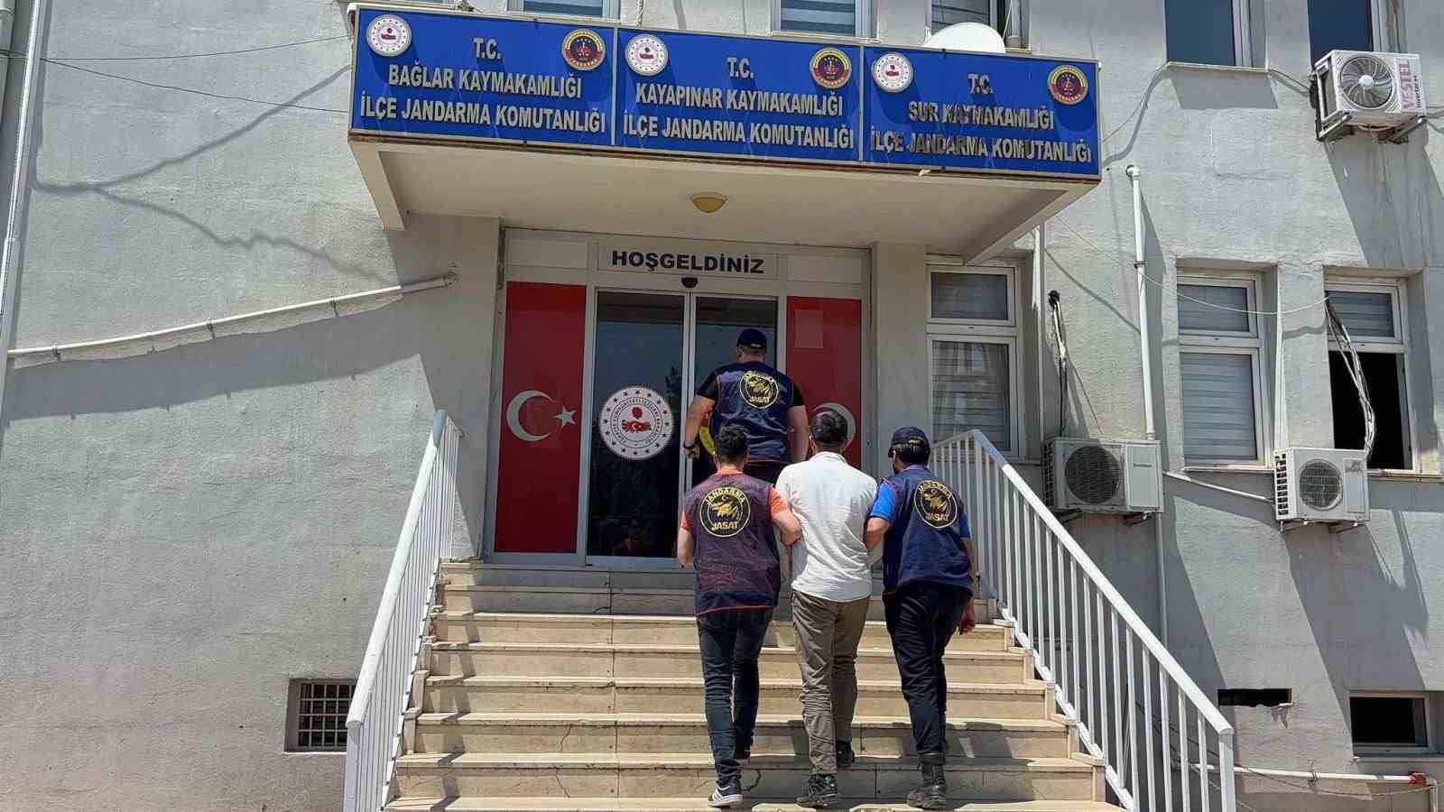 diyarbakir-da-aranan-137-sahis-yakalandi