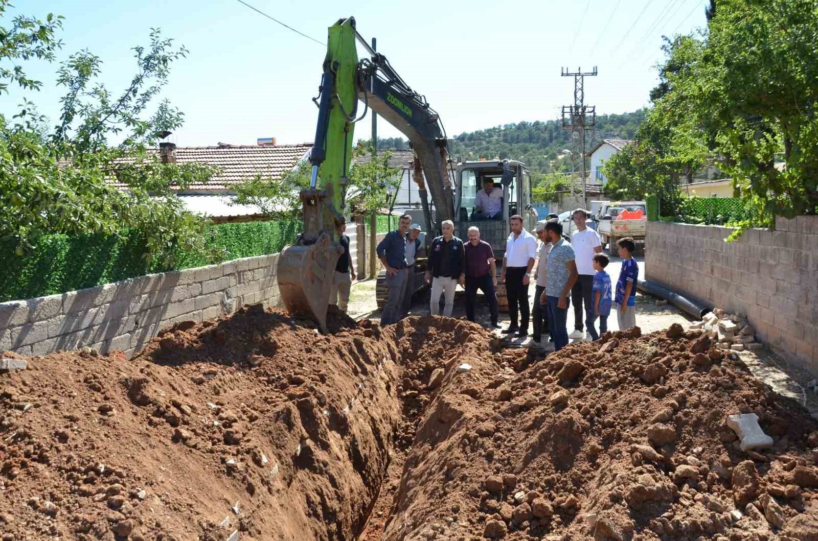emet-te-koylerin-altyapi-calismalari-yerinde-incelendi