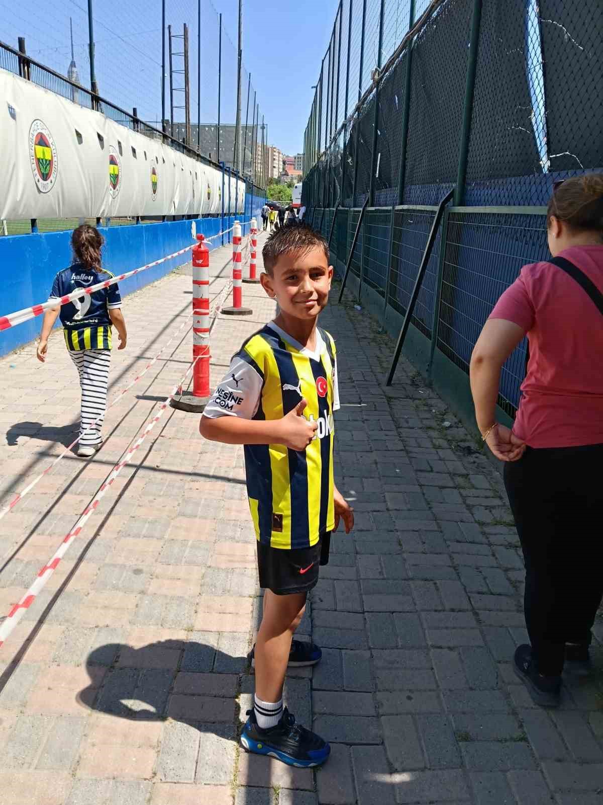 sandiklili-genc-yetenek-fenerbahce-secmelerinde-goz-doldurdu
