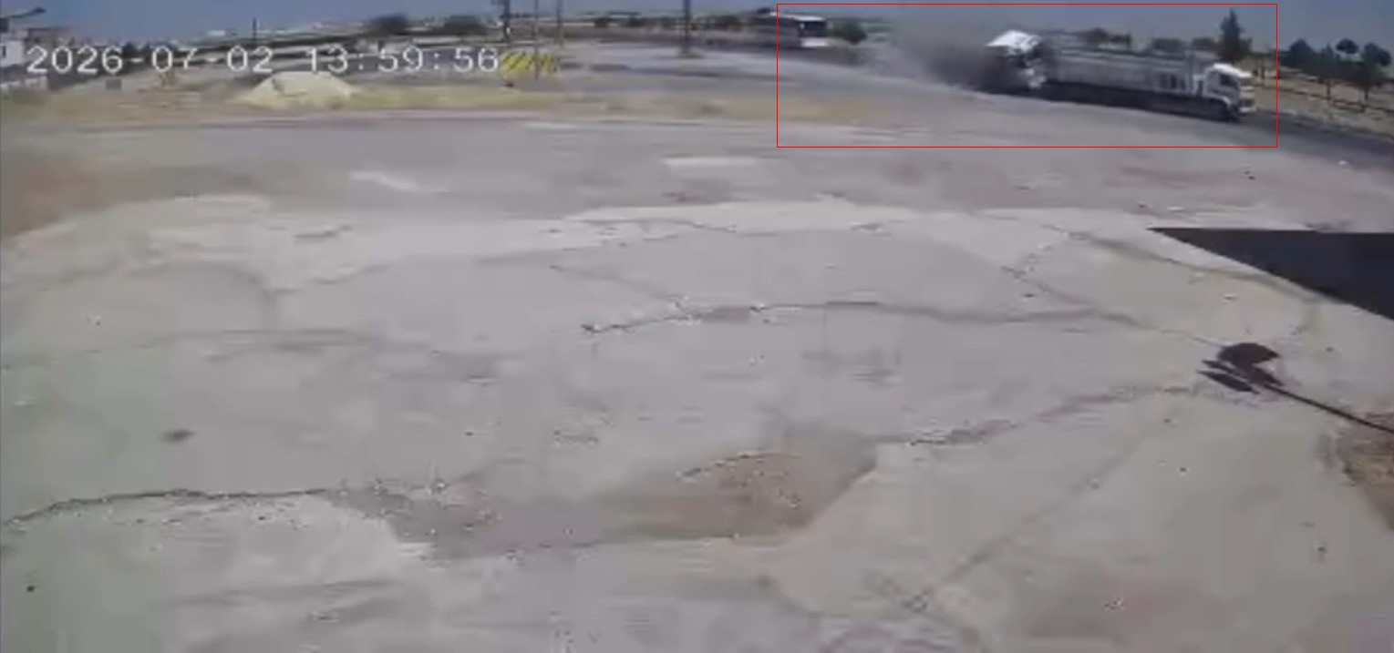 viransehir-deki-olumlu-trafik-kazasinin-guvenlik-kamerasi-goruntuleri-ortaya-cikti