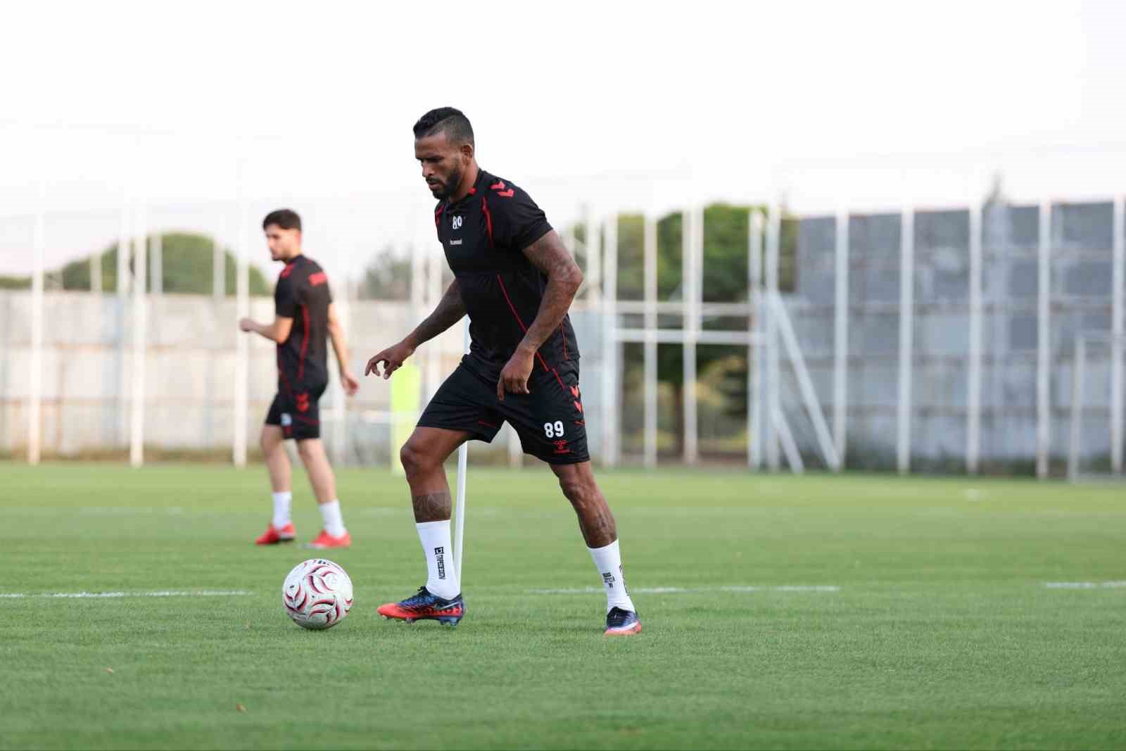 sivasspor-da-manisa-fk-macinin-hazirliklari-basladi