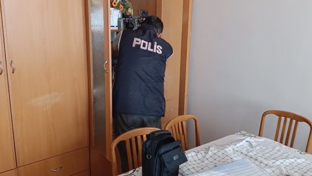 feto-nun-guncel-ve-askeri-mahrem-yapilanmasina-operasyon-21-gozalti