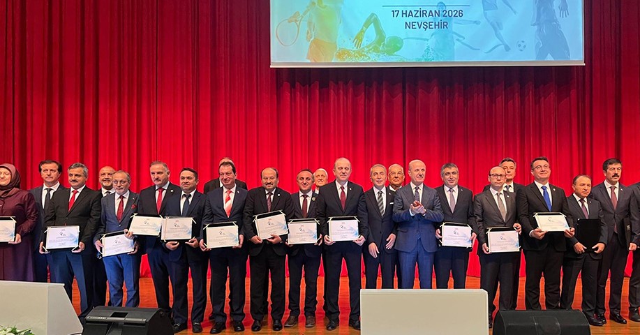 etu-bir-basariya-daha-imza-atti