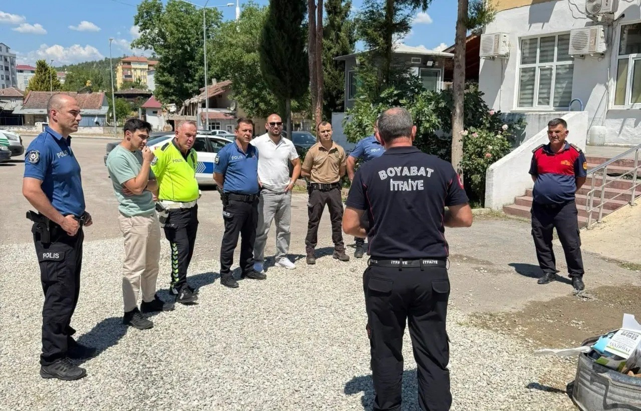 emniyet-personeline-uygulamali-yangin-egitimi