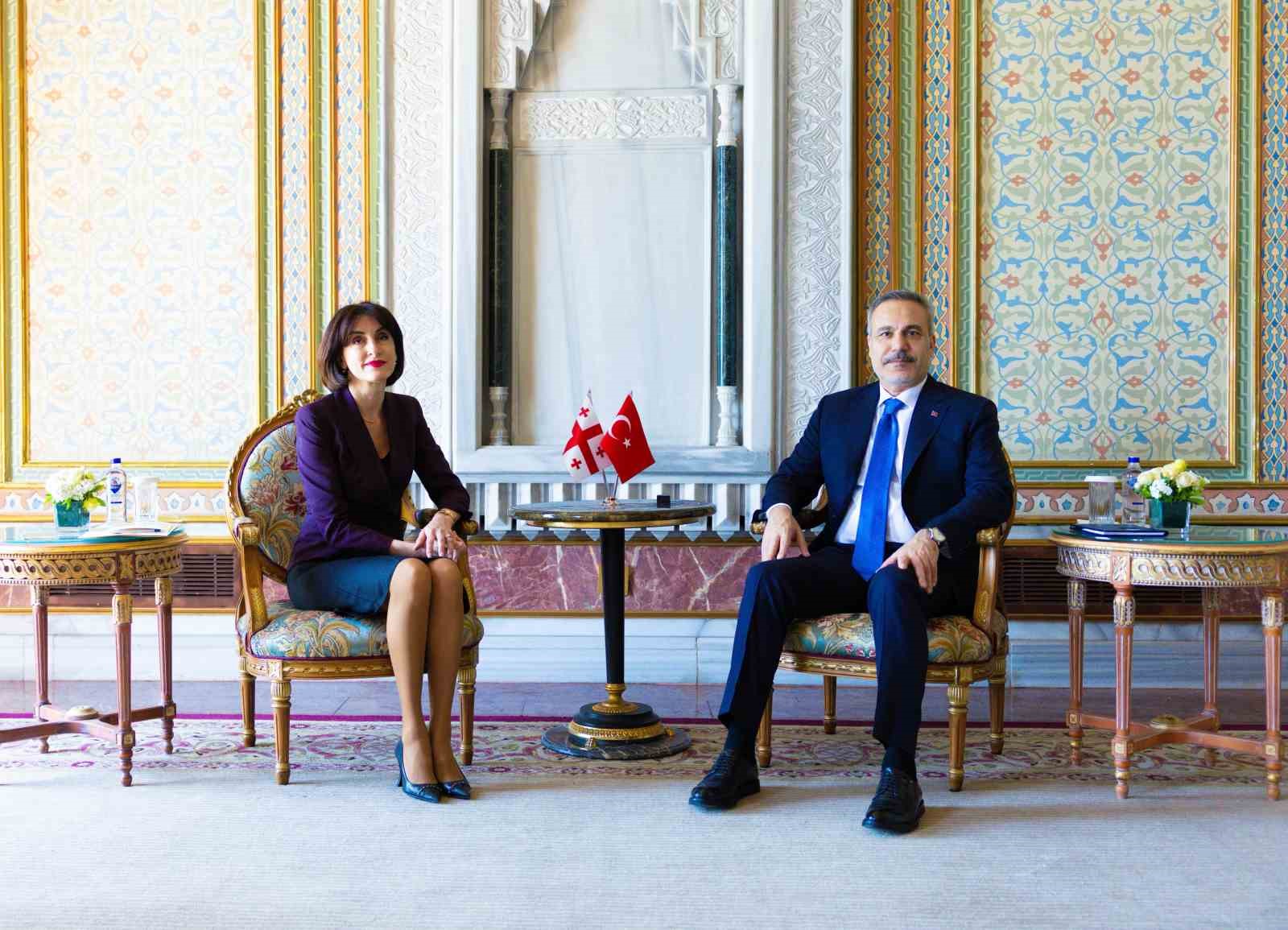 bakan-fidan-gurcistan-basbakan-yardimcisi-ve-disisleri-bakani-maka-botchorishvili-ile-gorustu