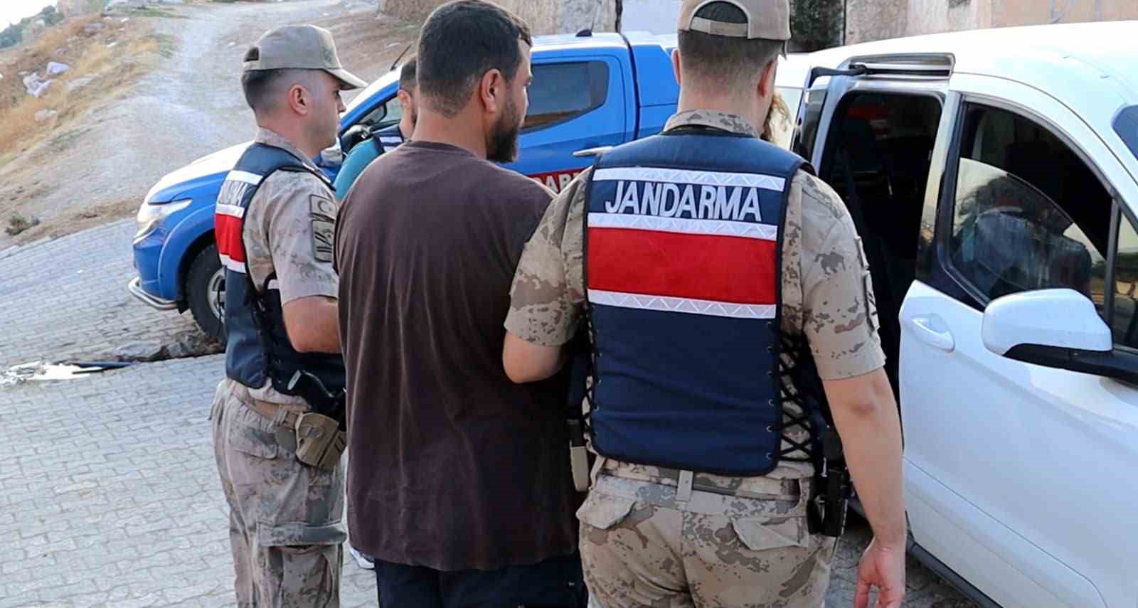 sanliurfa-da-27-yil-hapis-cezasi-bulunan-firari-yakalandi