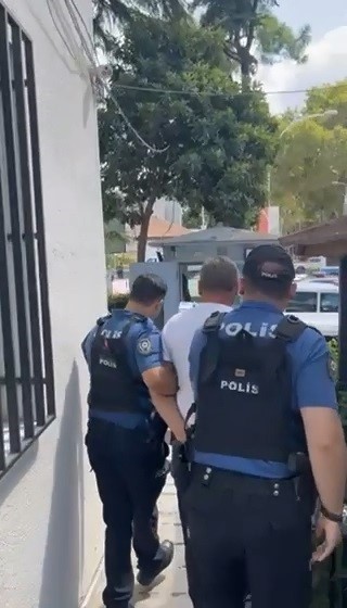 bursa-da-10-yil-kesinlesmis-hapis-cezasi-bulunan-sahis-yakalandi