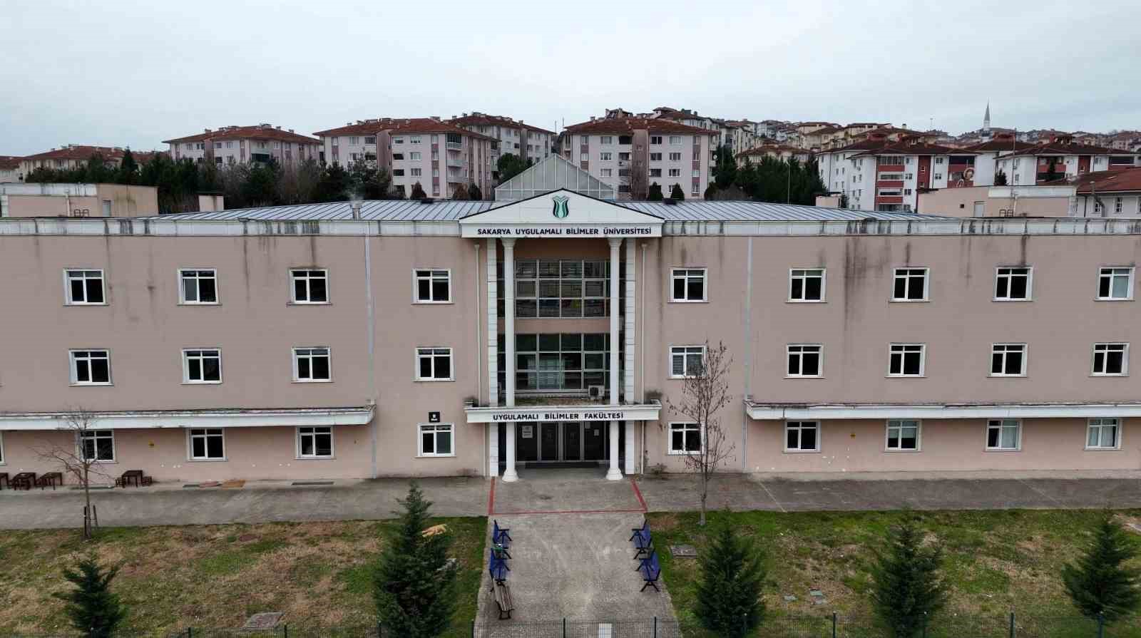 subu-de-fakultenin-ismi-degistirildi