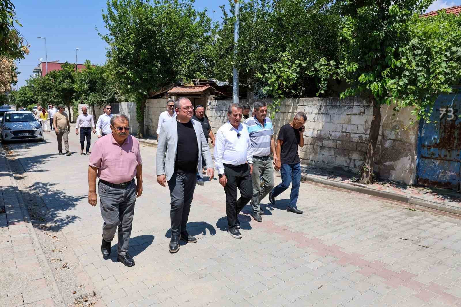 efeler-belediyesi-umurlu-daki-10-bin-metrekarelik-yola-parke-tasi-doseyecek