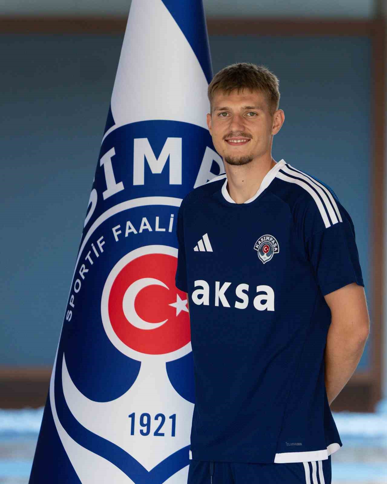 adrian-benedyczak-yeniden-kasimpasa-da