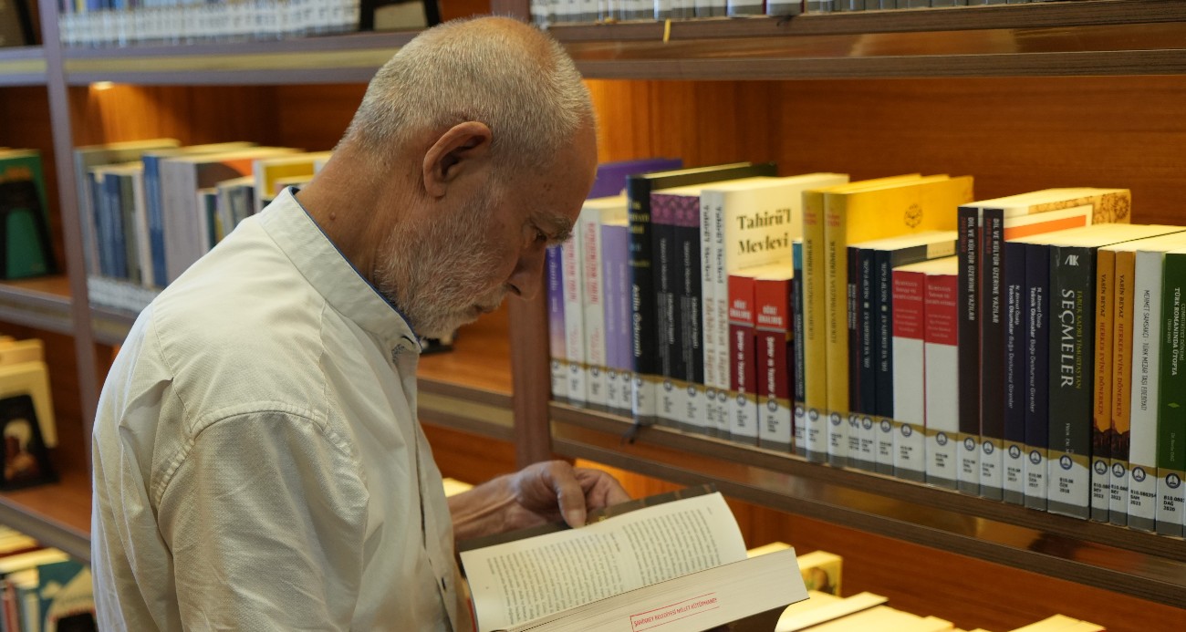76-yasindaki-adamin-kitap-aski