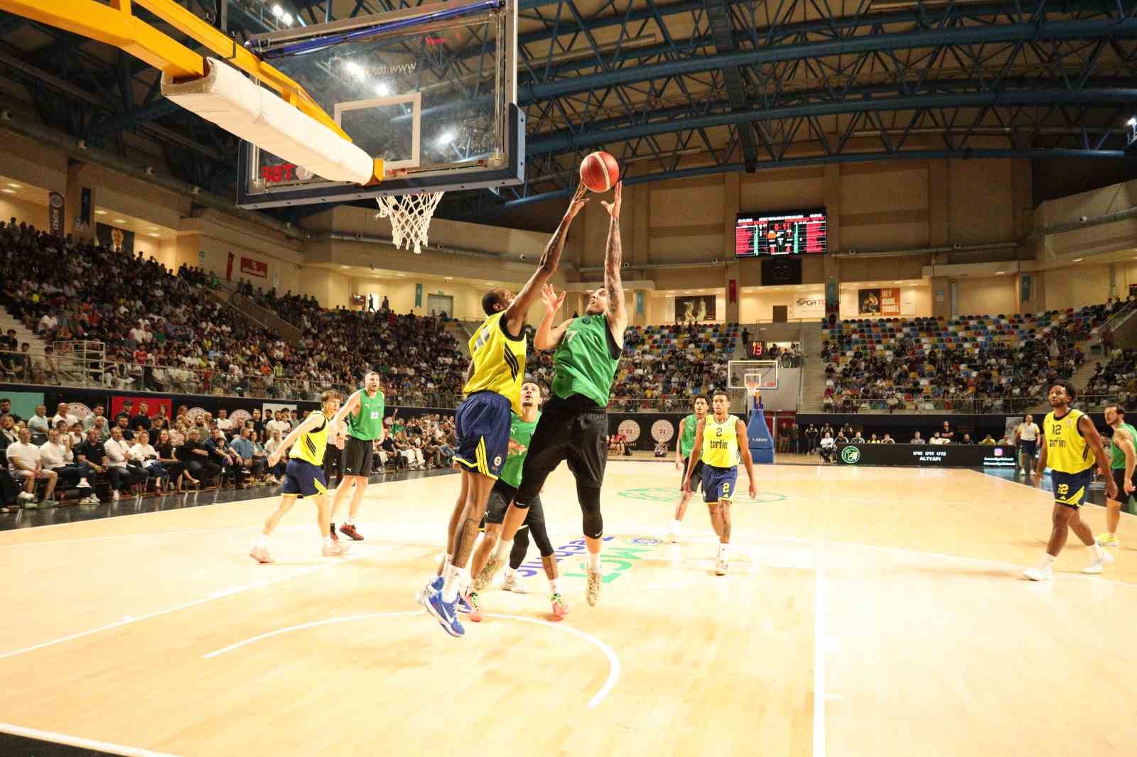 hazirlik-maci-korfez-basket-82-fenerbahce-70