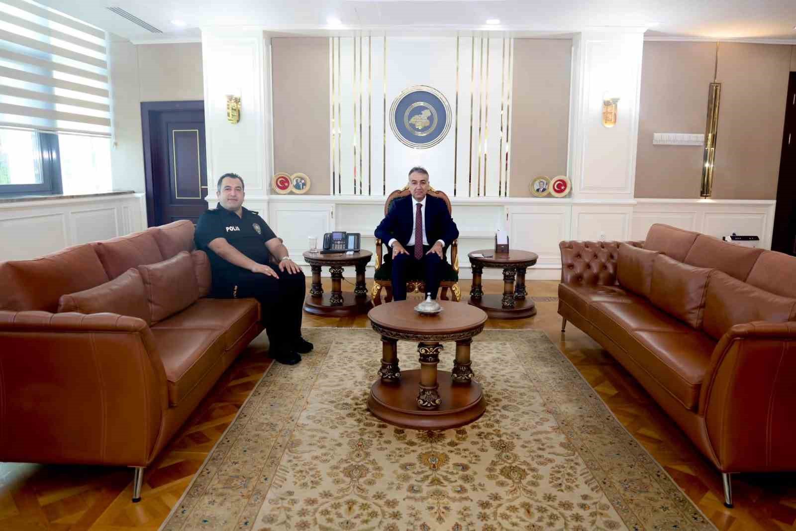 vali-cagatay-tinmazol-unu-kabul-etti