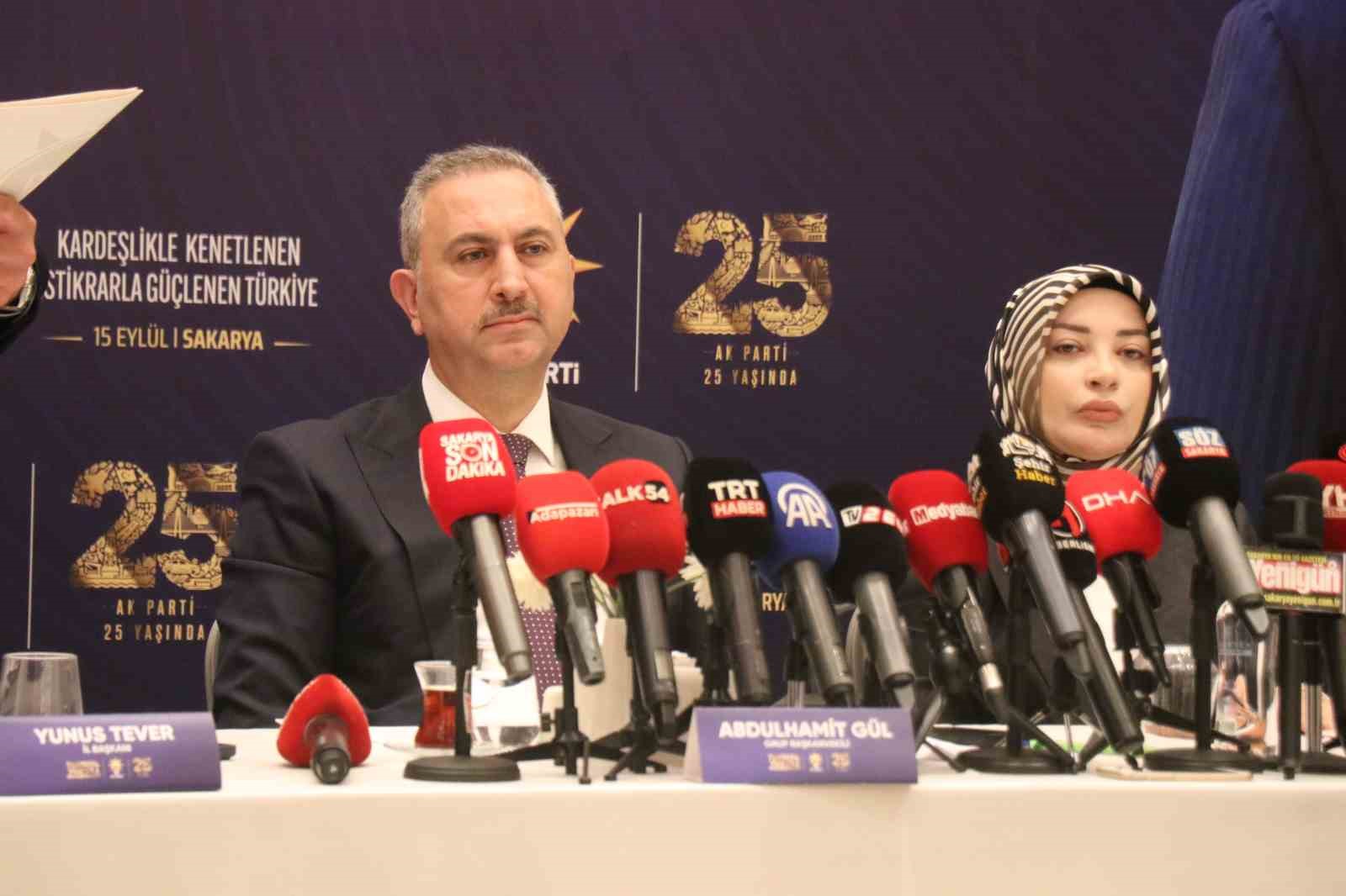 abdulhamit-gul-cumhurbaskanimizin-anayasada-adayliginin-onunde-bir-engel-bulunmamaktadir