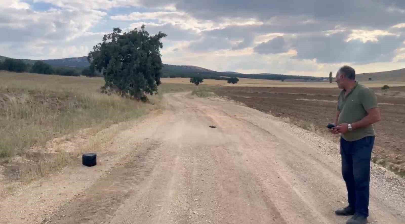 eskisehir-de-kaybolan-gebe-inek-dron-ile-araniyor