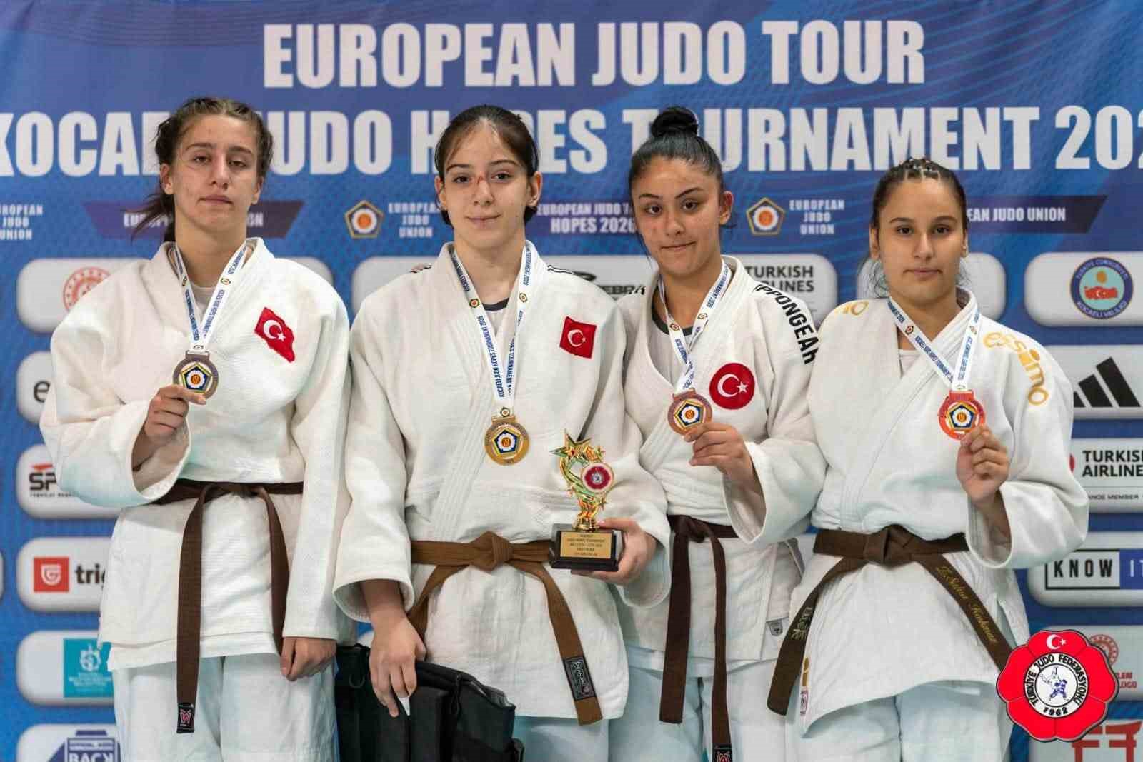 selda-beren-sarikaya-avrupa-kupasi-sampiyonu-oldu