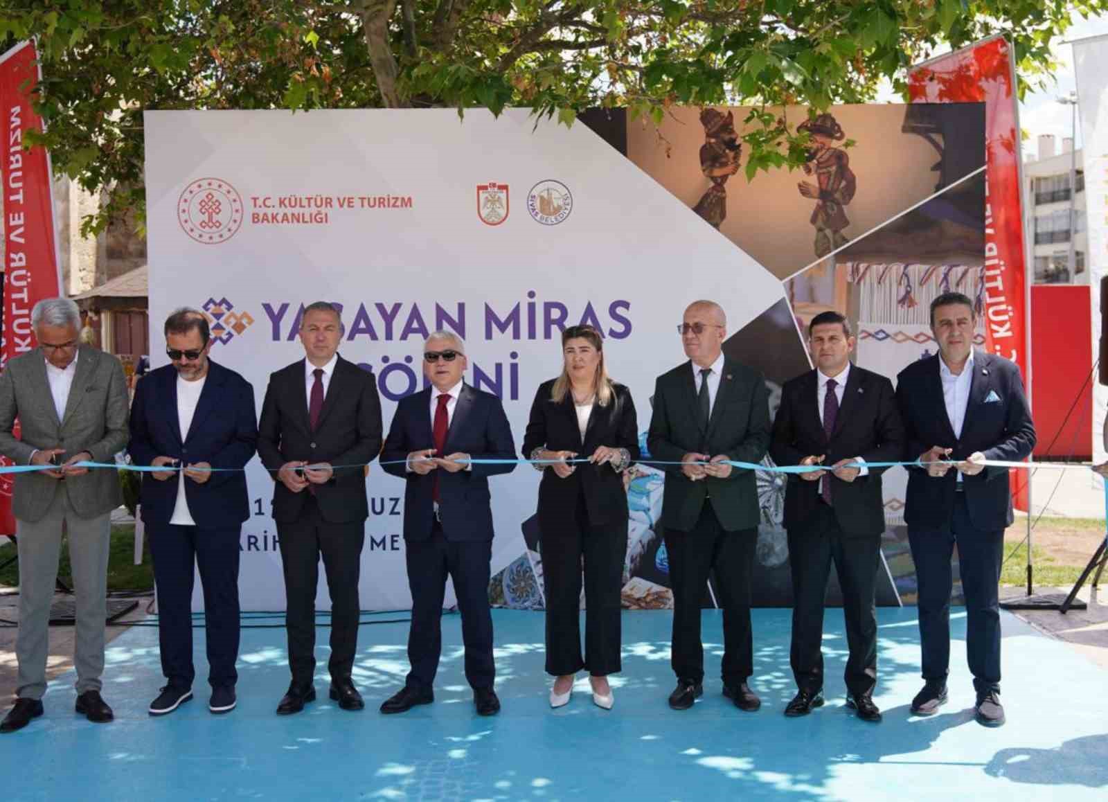 sivas-yasayan-miras-soleni-coskusuyla-basladi