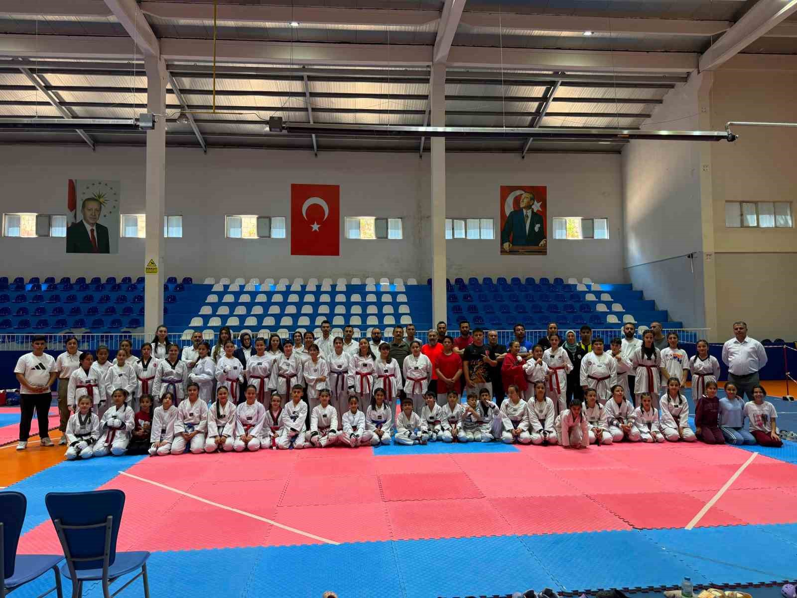minikler-taekwondo-il-secmesi-yapildi