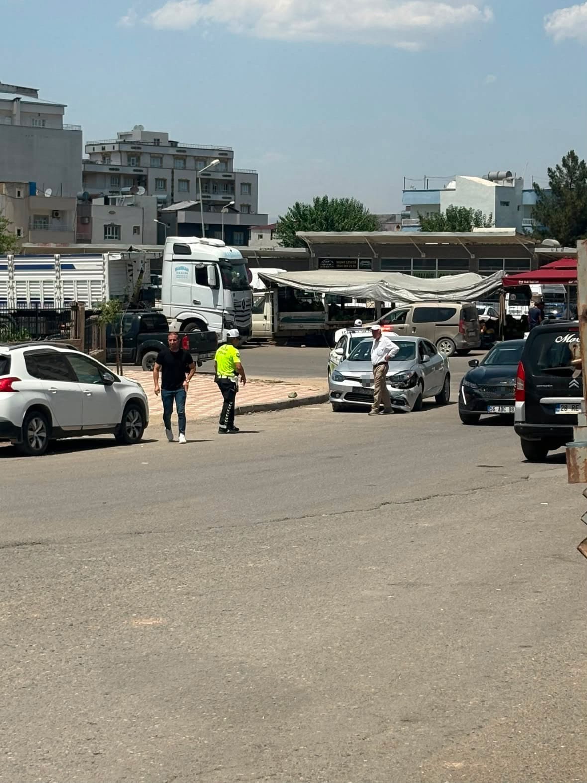 kurtalan-da-maddi-hasarli-trafik-kazasi