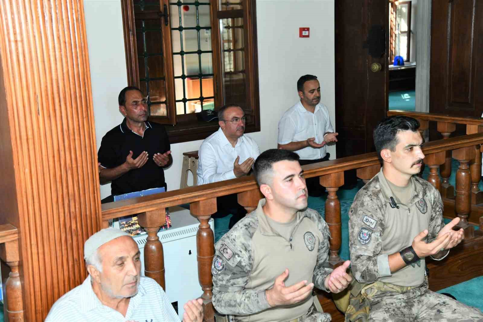 gazi-serdar-cetkin-vefatinin-birinci-yilinda-dualarla-anildi