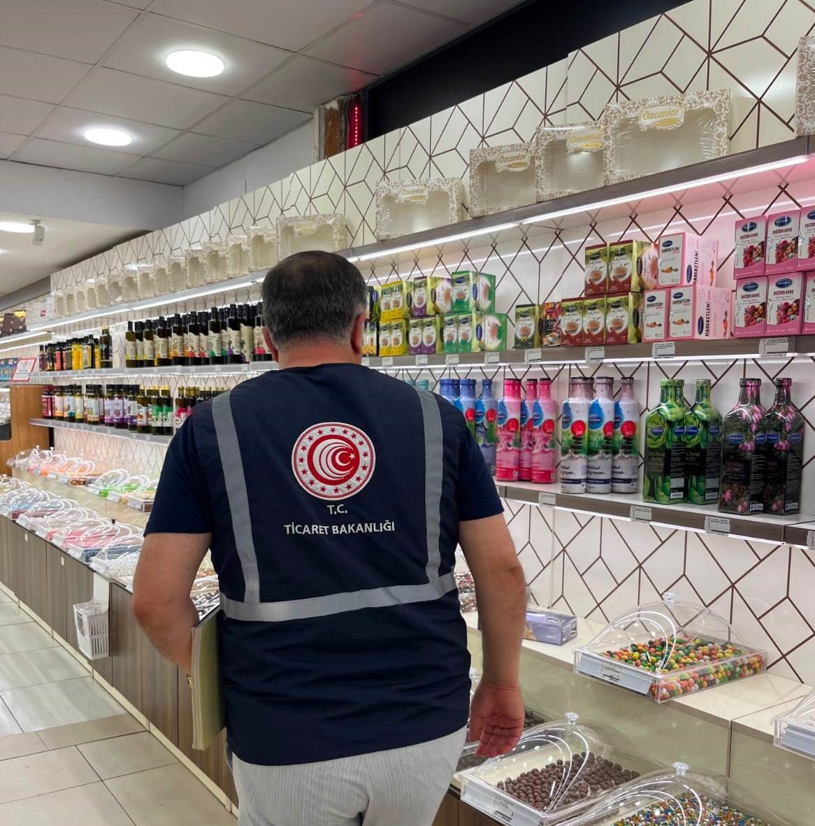 mersin-de-haziran-ayinda-93-bin-urun-denetlendi