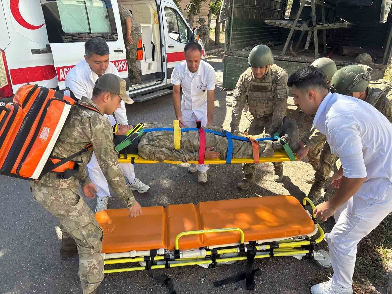 msb-deprem-farkindaligini-artirmak-amaciyla-tatbikat-gerceklestirdi