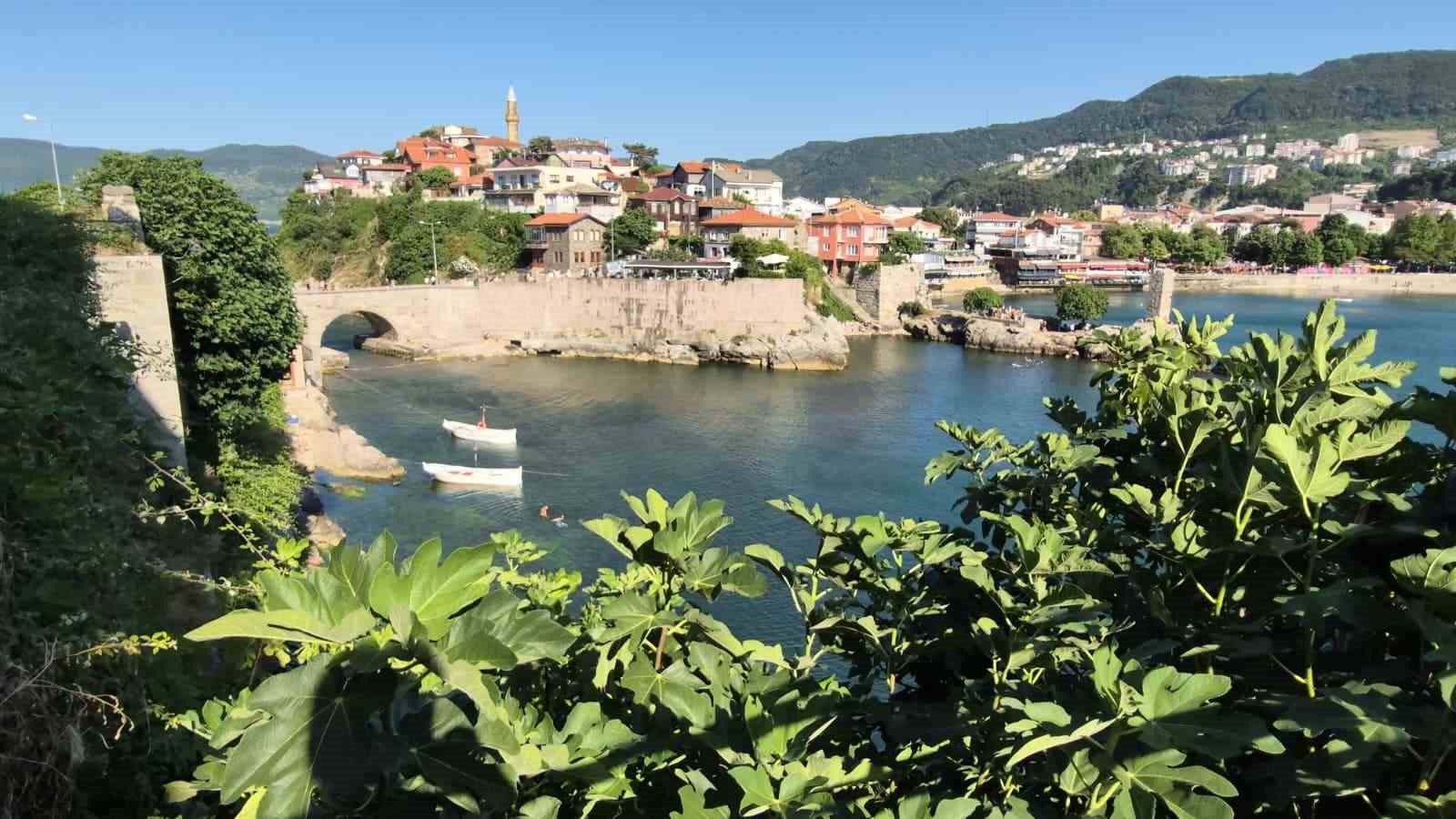 amasra-3-gunde-nufusunun-16-kati-ziyaretciyi-agirladi