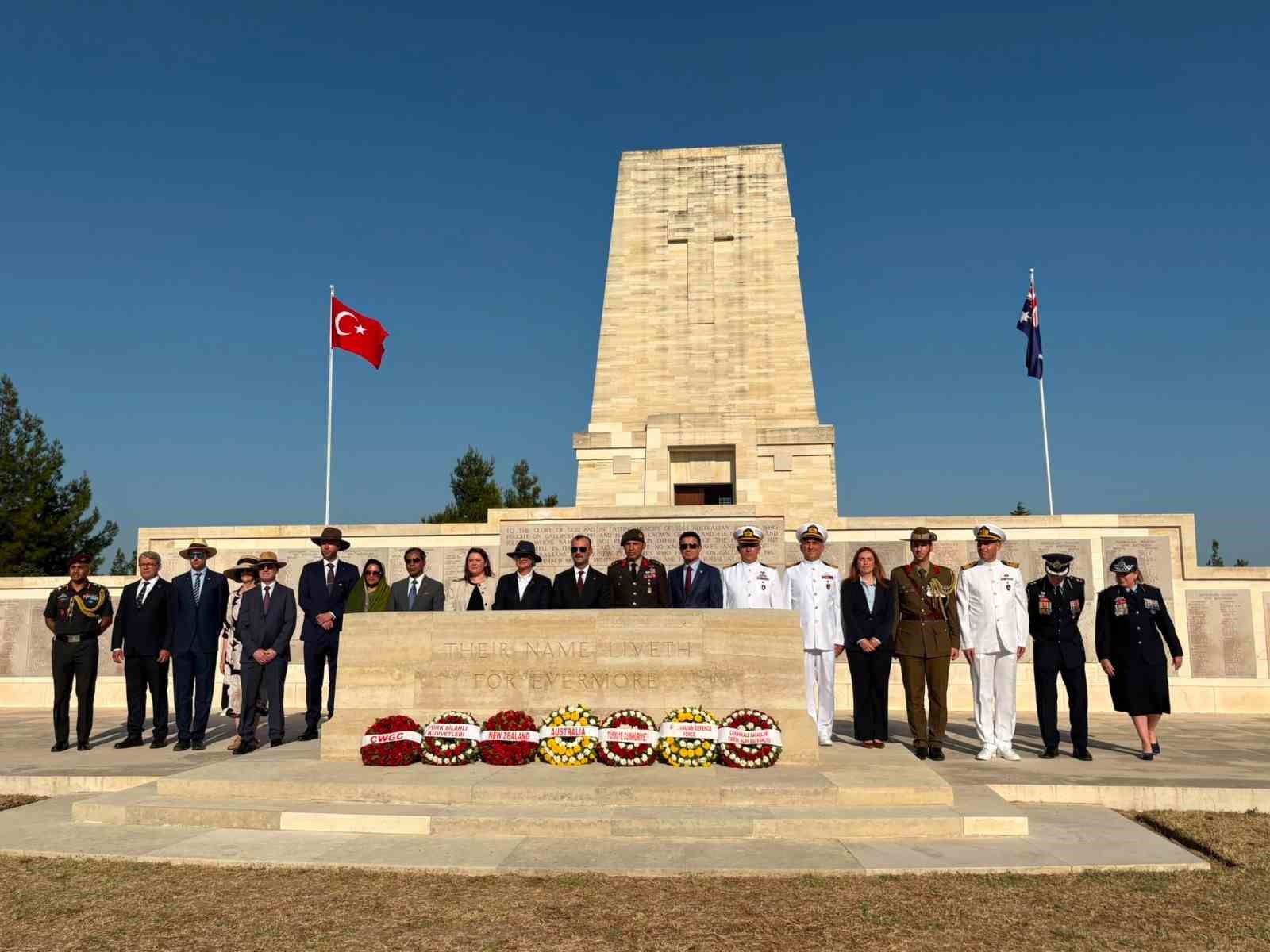 canakkale-de-agustos-taarruzu-nun-111-inci-yildonumu-toreni