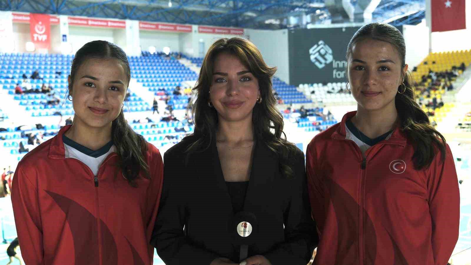 eskisehir-sporcularin-basarisiyla-bayram-etti