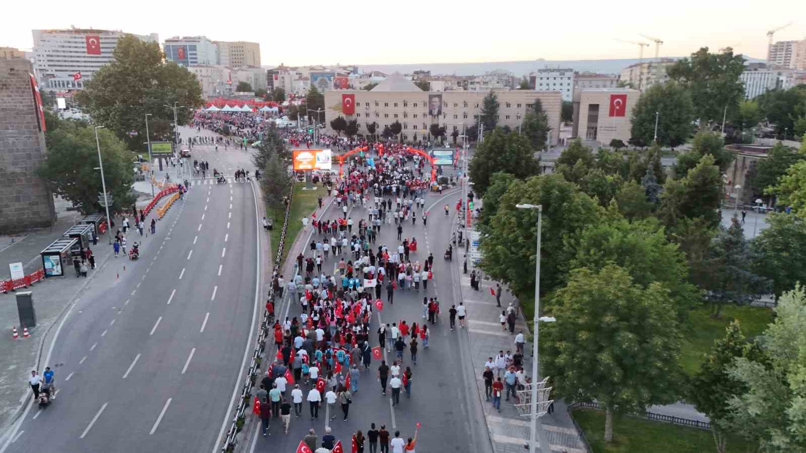 kayseri-de-15-temmuz-coskusu