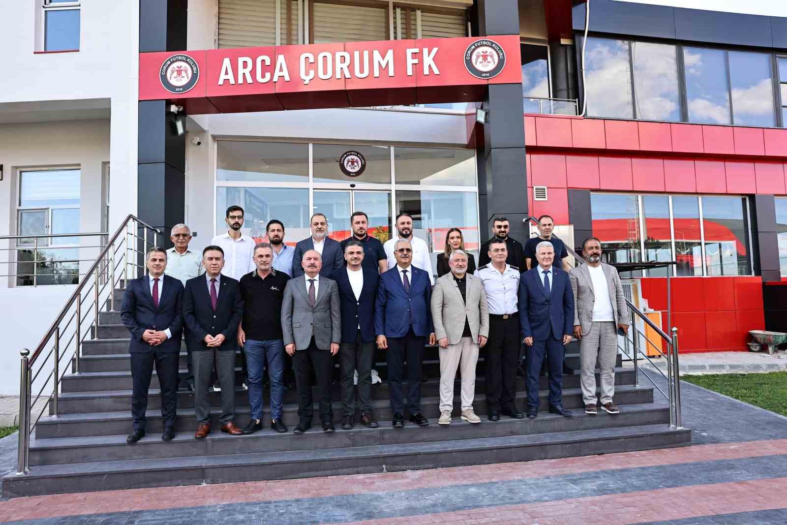 corum-protokolunden-corum-fk-ya-ziyaret-kulupp-hedefleri-istisare-edildi