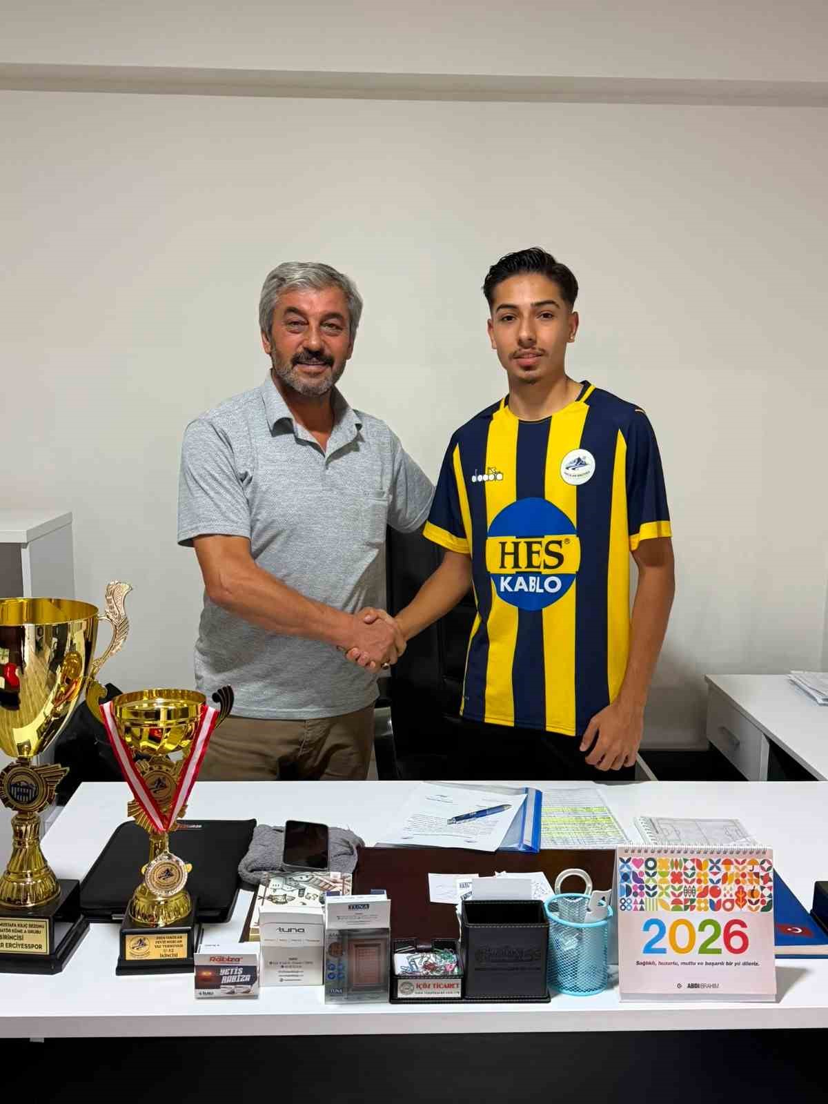 hacilar-erciyesspor-dan-4-transfer
