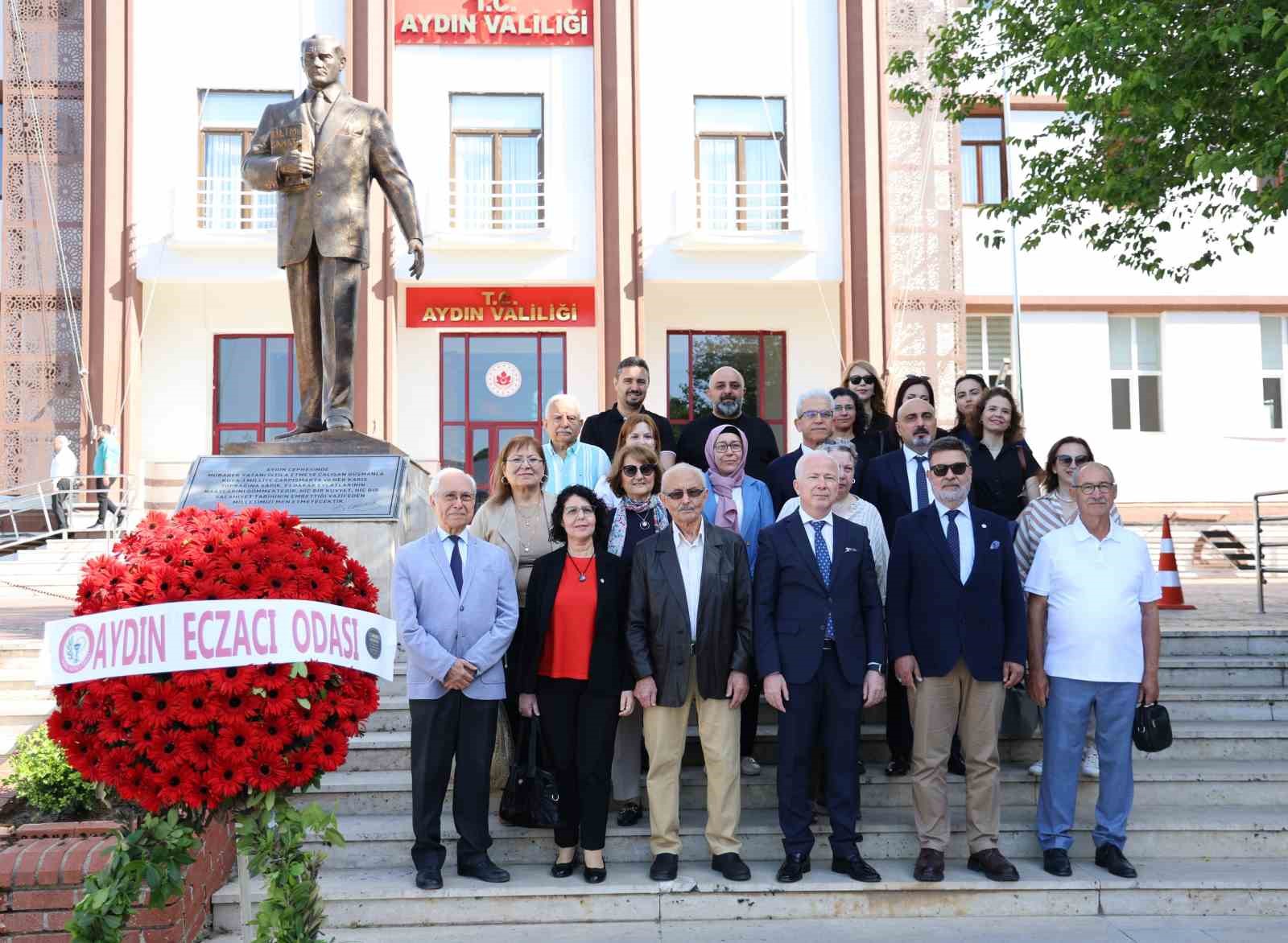aydin-da-eczacilar-gunlerini-kutladi